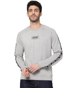 graphic-round-neck-sweatshirt