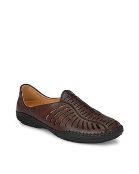round-toe-slip-on-sandals-