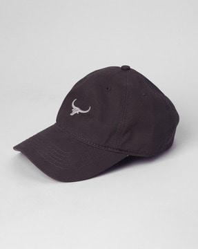 logo-embroidered-baseball-cap