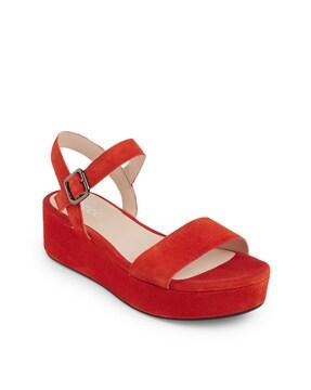 platform-heeled-sandals-with-buckle-fastening