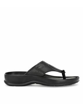 reptilian-embossed-thong-strap-sandals