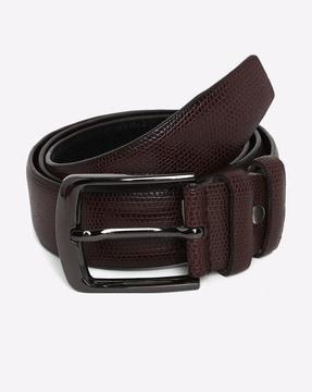 reptilian-pattern-belt-with-buckle-closure