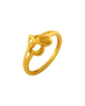 yellow-gold-heart-ring