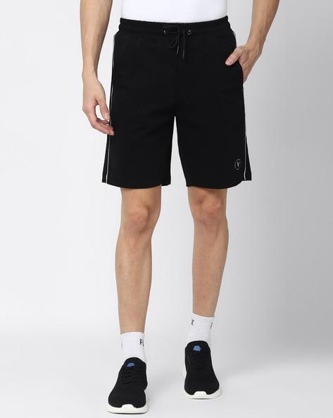 knit-shorts-with-contrast-piping