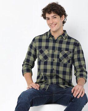 victor-checked-shirt-with-patch-pockets