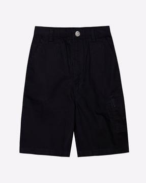 mid-rise-flat-front-3/4th-shorts