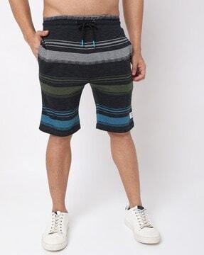 striped-shorts-with-drwastring-closure