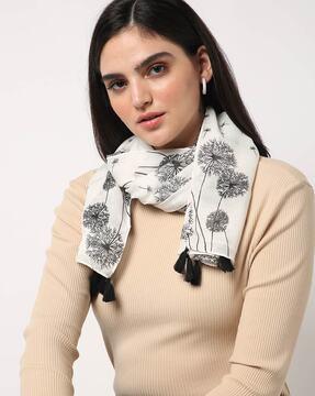 floral-print-scarf-with-tassels