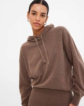relaxed-fit-hooded-pullover