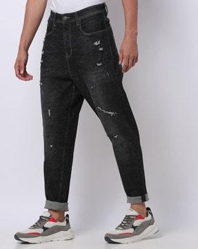 mid-rise-loose-fit-jeans