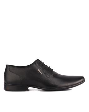 pointed-toe-lace-up-oxfords
