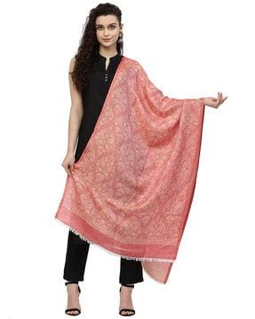 paisley-woven-shawl-with-frayed-hem