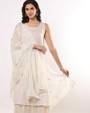 women-dupatta-with-gota-lace-embroidery