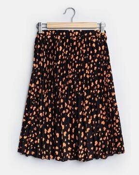printed-flared-skirt