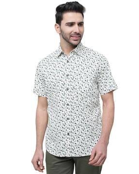 geometric-print-slim-fit-shirt-with-patch-pocket