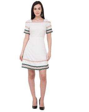 dress-with-short-sleeves