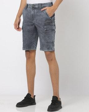 light-wash-mid-rise-denim-shorts