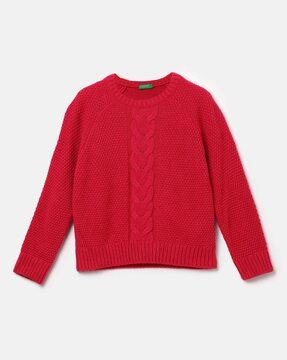 cable-knit-round-neck-sweater