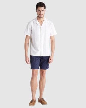 mid-rise-bermudas-with-insert-pockets