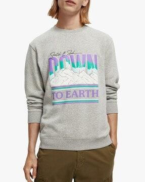 graphic-print-crew-neck-worked-out-sweatshirt