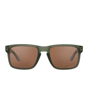 0oo9102-uv-protected-square-sunglasses