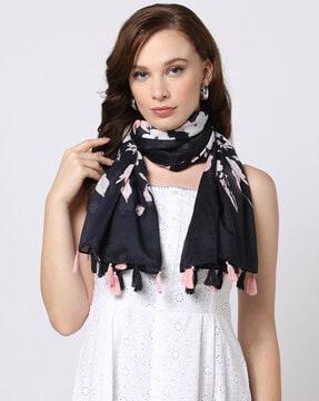 women-floral-print-scarf-with-tassels