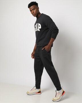 v-heritage-logo-tapered-fit-joggers