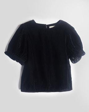 round-neck-top-with-puff-sleeves
