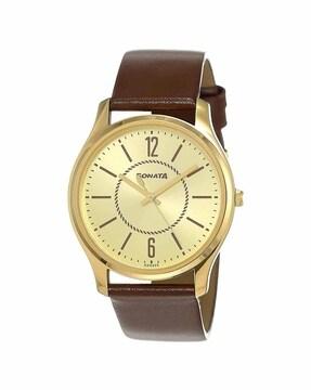np77082yl01w-essentials-champagne-dial-leather-strap