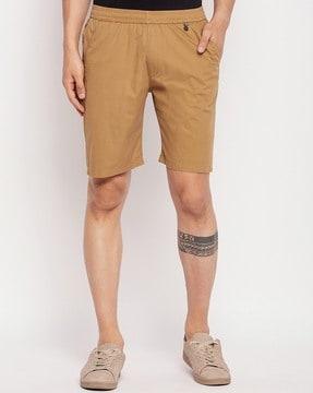 flat-front-bermudas-with-insert-pockets