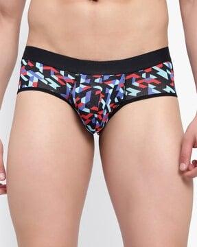 abstract-print-briefs