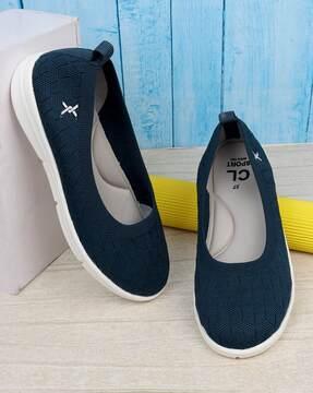 knitted-slip-on-shoes