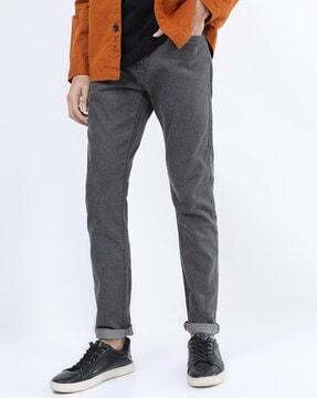 mid-rise-tapered-fit-jeans