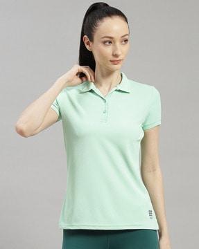 polo-t-shirt-with-button-closure