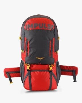 men-colourblock-travel-backpack-with-adjustable-straps