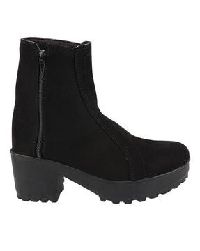 round-toe-boots-with-zip-closure