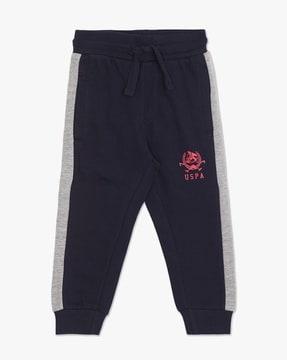 joggers-with-placement-logo