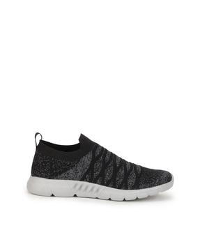knitted-running-sports-shoes