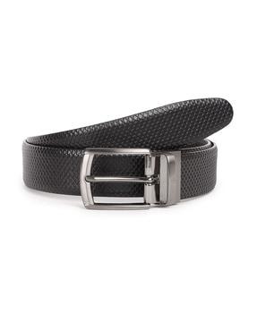 men-textured-reversible-belt-with-buckle-closure