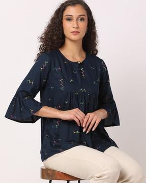 printed-top-with-bell-sleeves