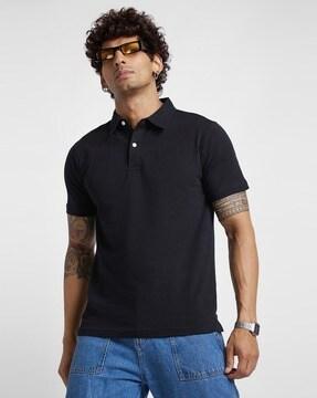 polo-t-shirt-with-short-sleeves