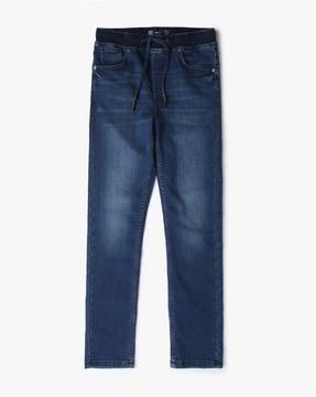 mid-wash-straight-fit-jogger-jeans