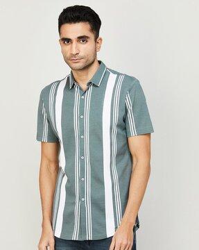 striped-shirt-with-spread-collar