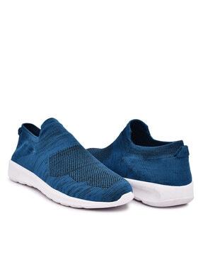 knitted-slip-on-running-shoes