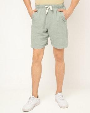 crinkled-shorts-with-washwell