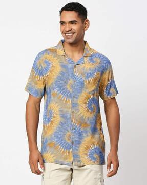 printed-shirt-with-patch-pocket
