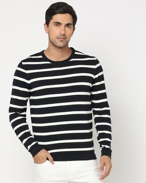 striped-crew-neck-sweatshirt