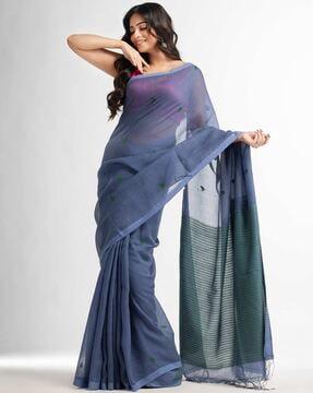 striped-saree-with-contrast-border