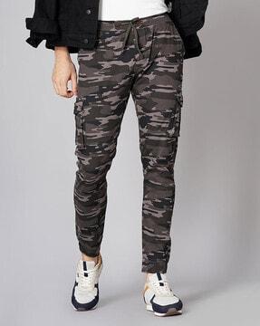 camouflage-print-slim-fit-cargo-pants