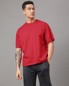solid-loose-fit-crew--neck-t-shirt
